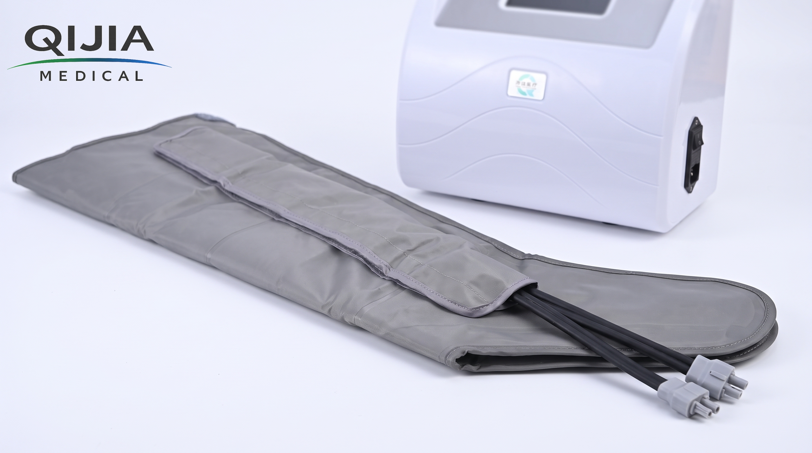 Grey_fabric_DVT_compression_sleeve_2K
